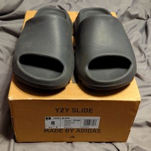 Yeezy Adidas slides onyx
